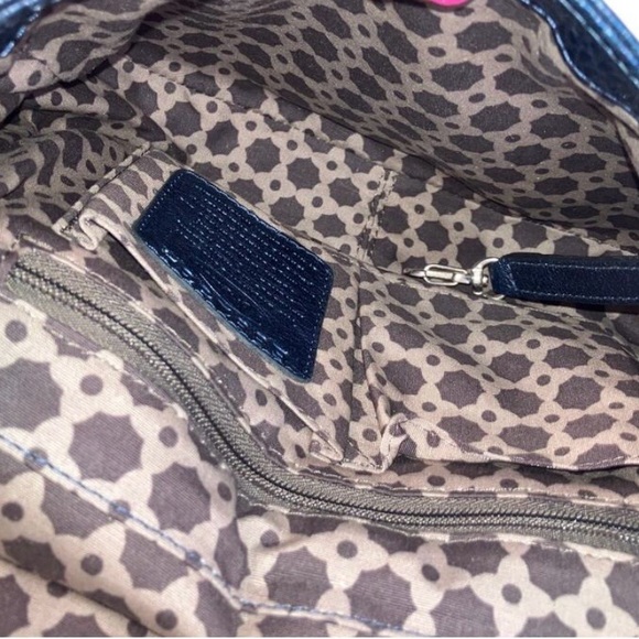 BRIGHTON E881534, SMALL NAVY BLUE LETHAER FRONT BUCKLE SHOULDER BAG - Picture 4 of 6